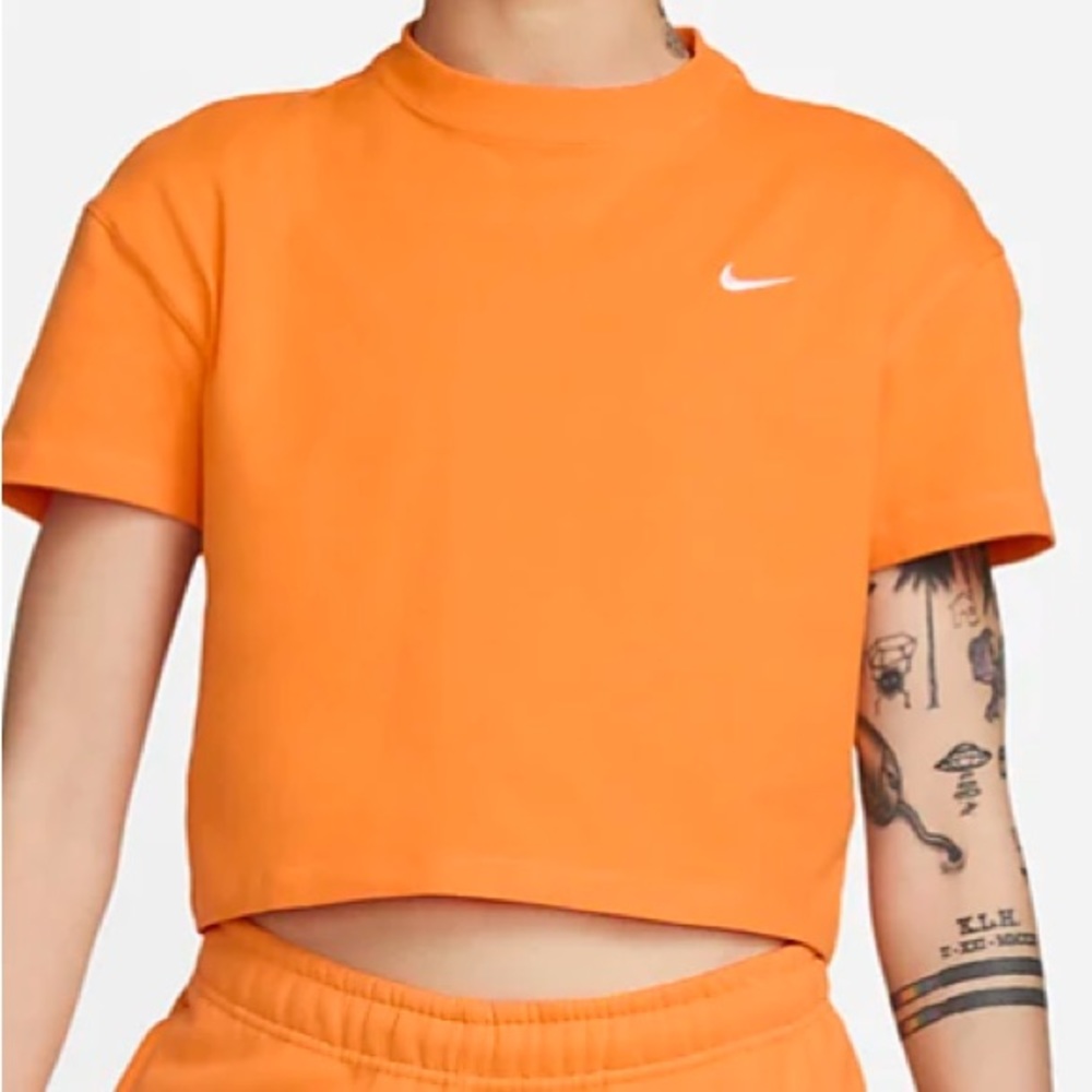 Nike Solo Swoosh Tshirt